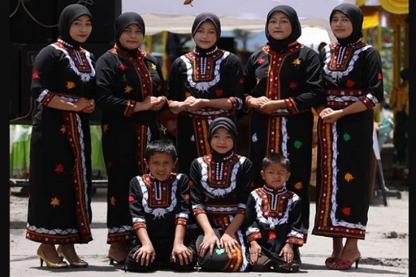 Pakaian Adat Aceh Gayo