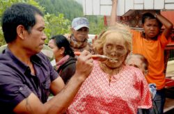 Ritual Ma'nene Sulawesi Selatan