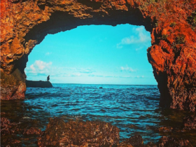 situs pariwisata indonesia official, pariwisata indonesia official, Atraksi Pukul Sapu Lidi, Budaya Maluku, Morela, Negeri Adat Morela, Pukul Sapu, Tradisi Unik dari Maluku Tengah, wisata budaya, wisata sejarah, Pariwisata, Website Pariwisata Indonesia, Website Pariwisata Indonesia Official, Pariwisata Indonesia Bangkit, Media Pariwisata Indonesia Official, Indonesia Tourism & Investment, Media PVK, Umi Kalsum Founder PVK, Pantai di Maluku, Pariwisata Maluku, Beautiful Indonesia,Jelajah Indonesia, Indonesia Tourism