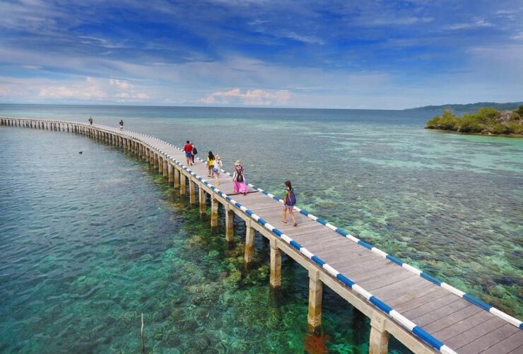 pariwisata di sulawesi tengah, Pariwisata Indonesia, Indonesia Traveller, Website Pariwisata Terpercaya, Media Pariwisata, Situs Pariwisata Terfavorit Indonesia, Pariwisata, Indonesia Tourism