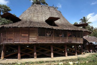 Umi Kalsum Founder dan CEO PVK Group, Pariwisata Indonesia, Oma Hada, omo sebua, omo nifolasara, Bolanafo, Tari Serampang Dua Belas, Tari Serampang 12, itak Pohul Pohul, Situs Online Resmi Pariwisata,DESA ADAT BAWOMATALUO,MEDIA ONLINE PARIWISATA,MEDIA PVK GROUP DENGAN 10 SITUS PARIWISATA DAN E MAGAZINE,MENDAGRI TITO KARNAVIAN DIANUGERAHI GELAR KEHORMATAN TUHA GARI SIFAOMA BAWA DARI TOKOH ADAT NIAS YANG BERARTI PEMIMPIN YANG BESAR DAN TEGAS PADA SENIN (9/12/2019),MENTERI DALAM NEGERI RI JENDERAL POL. (PURN) PROF. H. MUHAMMAD TITO KARNAVIAN PH.D.,PANTAI KARANG VALAETE,PARIWISATA INDONESIA,PARIWISATA SUMATRA UTARA,PESONA WISATA PULAU NIAS MEMIKAT HATI,PULAU NIAS,PULAU NIAS ADALAH SALAH SATU DESTINASI WISATA YANG WAJIB DIKUNJUNGI KARENA PESONA PULAU INI SUNGGUH MEMIKAT SIAPAPUN YANG DATANG., SITUS ONLINE PARIWISATA,TAMAN YA'AHOWU,WEBSITE RESMI PARIWISATA INDONESIA, kesenian dan kebudayaan Indonesia