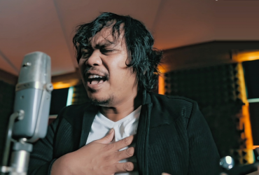 Umi Kalsum Founder dan CEO Media PVK Grup,17 AGUSTUS 1945,GRUP MUSIK TOTO & STARS,HARI KEMERDEKAAN INDONESIA,HARI ULANG TAHUN KEMERDEKAAN RI YANG KE 76,INDONESIA'S OFFICIAL TOURISM WEBSITE,MEDIA PVK GROUP DENGAN 10 SITUS PARIWISATA DAN E MAGAZINE,MEDIA PVK GRUP,MEDIA RESMI PARIWISATA INDONESIA,PARIWISATA INDONESIA,SAPTOTO NUGROHO