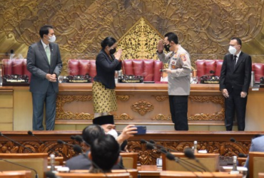 Pariwisata Indonesia, Berita Pariwisata Indonesia, Trippers, Indonesia Traveler, PT Prima Visi Kreasindo, Umi Kalsum Founder PVK Grup dan CEO PVK Grup, Founder dan CEO PVK Grup Umi Kalsum, Media Online Pariwisata Indonesia memperoleh anugerah penghargaan PVK Award 2020, Media Pariwisata Indonesia Terfavorit Tahun 2020, Indonesia Maju, Presiden Jokowi, Berita Presiden Joko Widodo, Indonesia Maju, Destinasi Super Prioritas Selain Bali, MotoGP Mandalika, Website Resmi Pariwisata Indonesia, Situs Media Online Pariwisata Indonesia, Artikel Pariwisata Indonesia, Liputan Pariwisata Indonesia, Editorial Pariwisata Indonesia, Pariwisata, Visit Indonesia,MENTERI PERHUBUNGAN BUDI KARYA SUMADI,PESAWAT SRIWIJAYA AIR SJ 182 JATUH DI KEPULAUAN SERIBU,PRESIDEN JOKO WIDODO, MEDIA PVK GRUP, BERITA JELANG PELANTIKAN KAPOLRI, JENDERAL POLISI DRS. IDHAM AZIS M.SI.,KETUA DEWAN PERWAKILAN RAKYAT (DPR) RI DR. (H.C.) PUAN MAHARANI,KETUA PRESIDIUM INDONESIA POLICE WATCH NETA S PANE,KOMISARIS JENDERAL POLISI (KOMJEN POL) LISTYO SIGIT PRABOWO, WAKIL KETUA KOMISI III AHMAD SAHRONI