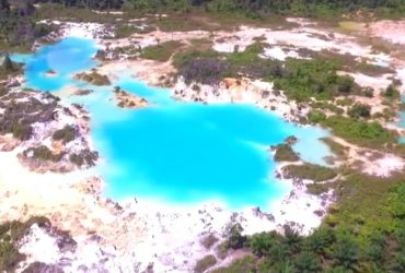 Pariwisata Indonesia, Foto Objek Wisata Danau Biru di Singkawang Kalimantan Barat