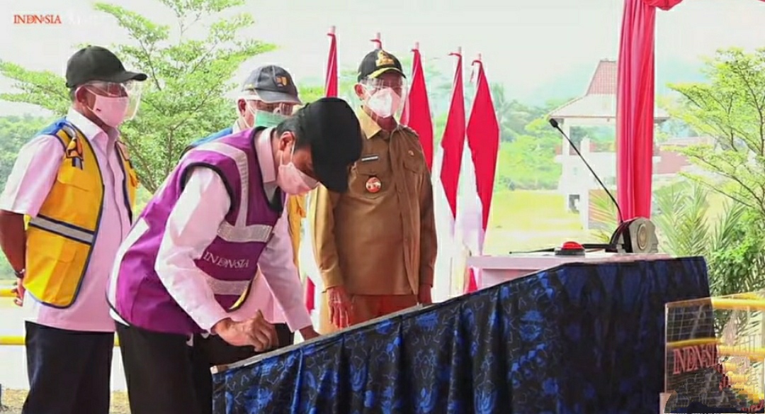 Umi Kalsum Founder PVK Grup dan CEO Media PVK Grup,Jokowi Sebut PPKM Skala Mikro Efektif Turunkan Kasus Covid-19,Jokowi Resmikan Bendungan Sindang Heula, BERITA KEMENSETNEG,BERITA PARIWISATA INDONESIA,BERITA PRESIDEN JOKO WIDODO,INDONESIA CULTURE AND TOURISM,INDONESIA OFFICIAL TOURISM WEBSITE,INDONESIA TOURISM,INDONESIA TOURISM INVESTMENT,INDONESIA'S OFFICIAL TOURISM WEBSITE,INDONESIAN TOURISM WEBSITE,KEPALA SEKRETARIAT PRESIDEN,MEDIA ONLINE PARIWISATA INDONESIA TERFAVORIT 2020,MEDIA RESMI PARIWISATA INDONESIA,PARIWISATA INDONESIA,PRESIDEN JOKOWI,SITUS RESMI PARIWISATA INDONESIA,WEBSITE PARIWISATA INDONESIA TERFAVORIT,WEBSITE PARIWISATA INDONESIA TERFAVORIT 2020,WEBSITE RESMI PARIWISATA INDONESIA