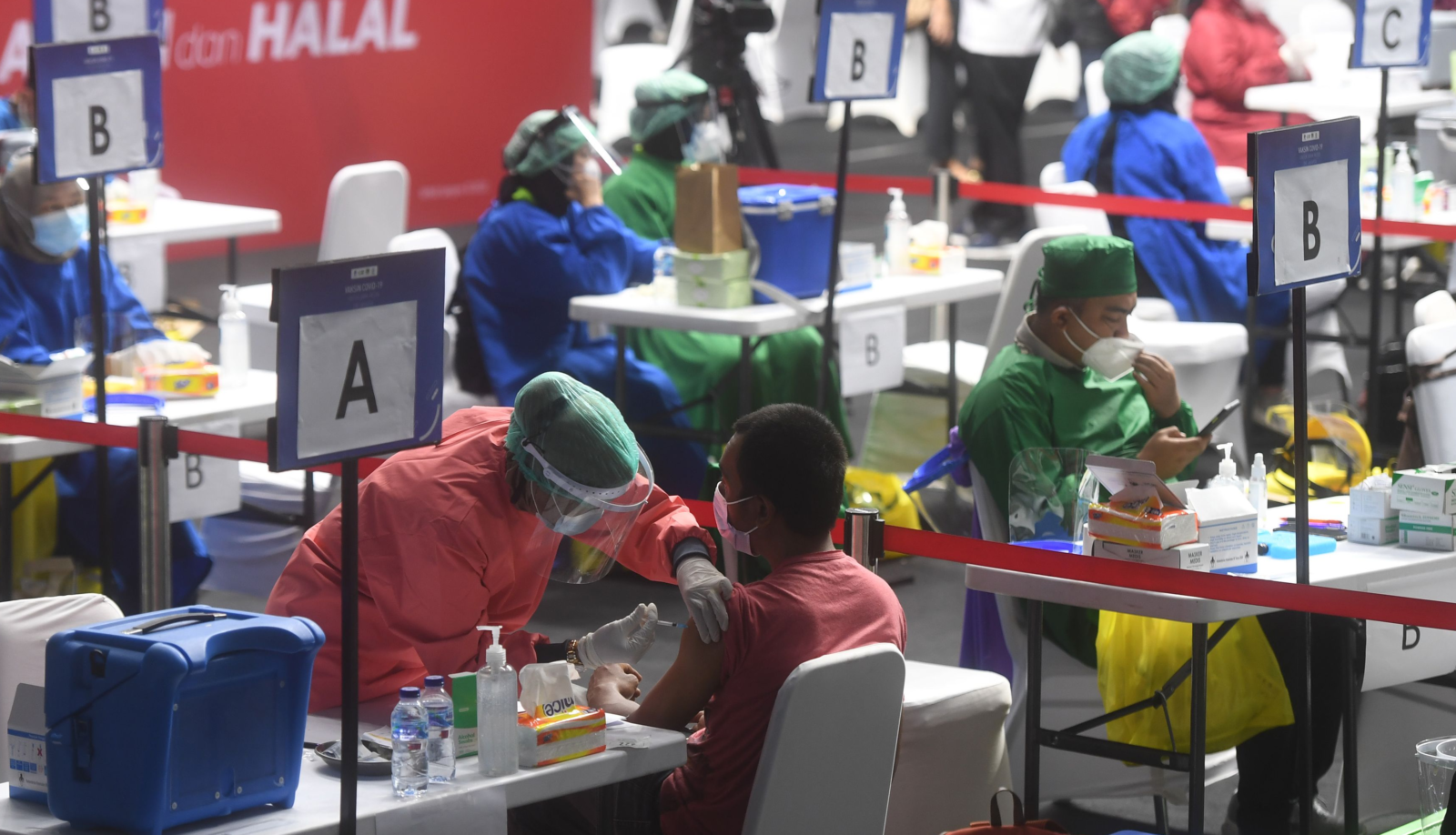 Umi Kalsum Founder PVK Grup dan CEO Media PVK,MASYARAKAT PERS APRESIASI PEMERINTAH ATAS VAKSINASI COVID-19 UNTUK WARTAWAN,MASYARAKAT PERS UCAPKAN TERIMA KASIH DAN APRESIASI PEMERINTAH ATAS VAKSINASI COVID-19 UNTUK WARTAWAN INDONESIA,MEDIA PVK GRUP,MEDIA RESMI PARIWISATA INDONESIA,SITUS RESMI PARIWISATA INDONESIA,WEBSITE RESMI PARIWISATA INDONESIA