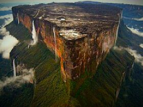 Tempat wisata terbaik di Manokwari,10 Situs Online Pariwisata Indonesia,10 Situs Website Pariwisata Indonesia,Beautiful Indonesia,Berlibur ke Manokwari,Cinta Indonesia,Indonesia Official Tourism Website,Indonesia Traveler Official,Indonesia's Official Tourism Website,Indonesian Tourism Website,Media Online Pariwisata Indonesia Terfavorit 2020,Media Pariwisata Indonesia Official,Media Pariwisata Indonesia Terfavorit,Media PVK Grup Media PVK Grup,Media Resmi Pariwisata Indonesia,Pariwisata Indonesia,Pariwisata Papua,Situs Pariwisata Indonesia,Situs Pariwisata Indonesia Terfavorit,Situs Pariwisata Indonesia Terfavorit 2020,Situs Resmi Pariwisata Indonesia,Umi Kalsum Founder dan CEO PVK Grup,Website Pariwisata Indonesia,Website Pariwisata Indonesia Terfavorit 2020,Website Pariwisata Terfavorit, Website Pariwisata Terpercaya,Website Resmi Pariwisata Indonesia