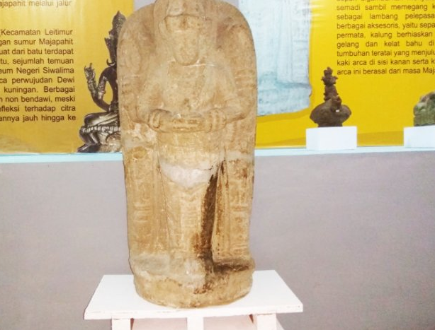 UMI KALSUM FOUNDER DAN CEO PVK GROUP,CAGAR BUDAYA DI AMBON,INDONESIA OFFICIAL TOURISM WEBSITE,MEDIA PVK GROUP,MEDIA PVK GROUP DENGAN 10 SITUS PARIWISATA DAN E MAGAZINE,MEDIA RESMI PARIWISATA INDONESIA,PAMERAN CAGAR BUDAYA DI AMBON PAMERKAN ARCA MAJAPAHIT DITEMUKAN DI TERNATE,PARIWISATA INDONESIA, SITUS RESMI PARIWISATA INDONESIA