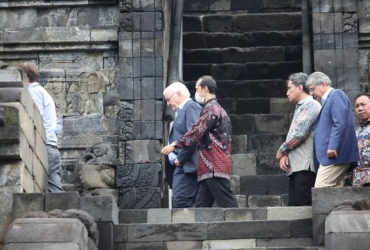 Pariwisata Indonesia, Artikel Pariwisata Terbaru, Pariwisata Indonesia 2022, Presiden Jerman Frank-Walter Steinmeier Kunjungi Candi Borobudur, Media PVK Group, PT Prima Visi Kreasindo,Dirjen Kebudayaan Kemendikbud Ristek Hilmar Farid