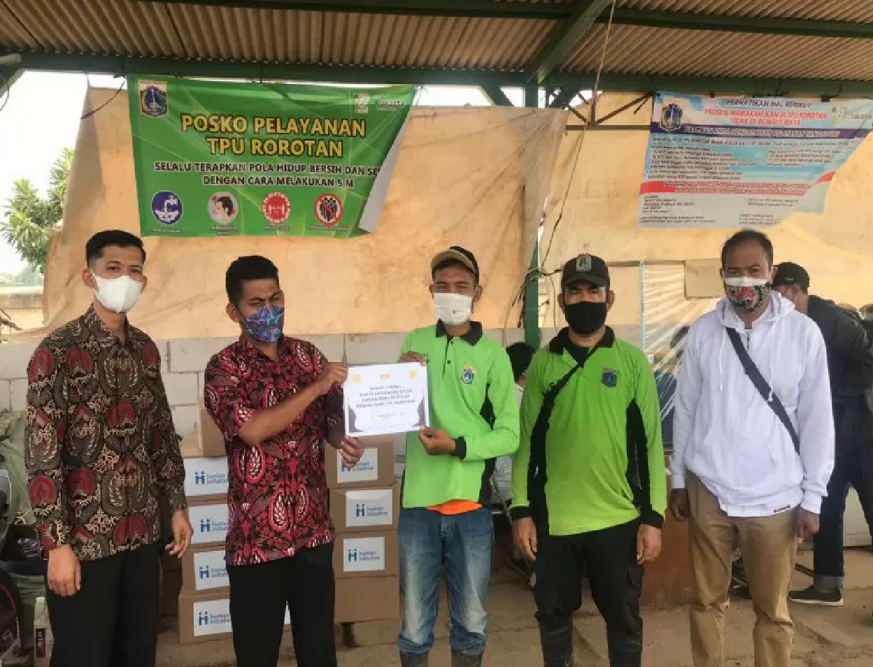 umi kalsum founder dan ceo media pvk group,INDONESIA OFFICIAL TOURISM WEBSITE,INDONESIAN TOURISM WEBSITE,KEPALA KANTOR STAF PRESIDEN (KSP) MOELDOKO,KEPALA STAF KEPRESIDENAN MOELDOKO,MEDIA PARIWISATA INDONESIA OFFICIAL,MEDIA PVK GROUP,MEDIA PVK GROUP DENGAN 10 SITUS PARIWISATA DAN E MAGAZINE,MEDIA RESMI PARIWISATA INDONESIA,PARIWISATA INDONESIA,STAF KSP DONASIKAN BUAT PETUGAS PEMAKAMAN COVID-19,TEMPAT PEMAKAMAN UMUM ROROTAN DI JAKARTA UTARA,TENAGA AHLI MADYA KSP PRITA LAURA