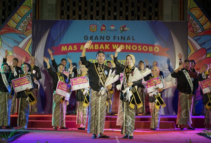 umi kalsum founder dan ceo media pvk group,BUPATI WONOSOBO H. AFIF NURHIDAYAT S.AG.,DIAN AYU ANGGRAINI,DINAS PARIWISATA DAN KEBUDAYAAN KABUPATEN WONOSOBO,DUTA WISATA MAS MBAK KABUPATEN WONOSOBO,FATKHUL NURSAFAAH,HARI JADI WONOSOBO YANG KE-196 TAHUN,KEPALA DINAS PARIWISATA DAN KEBUDAYAAN KABUPATEN WONOSOBO AGUS WIBOWO,MAS MBAK WONOSOBO 2021,MEDIA PVK GROUP,MEDIA PVK GROUP DENGAN 10 SITUS PARIWISATA DAN E MAGAZINE,MEDIA RESMI PARIWISATA INDONESIA,PAGUYUBAN MAS MBAK WONOSOBO (PAMMBOS),PARIWISATA INDONESIA,SITUS RESMI PARIWISATA INDONESIA,WEBSITE RESMI PARIWISATA INDONESIA