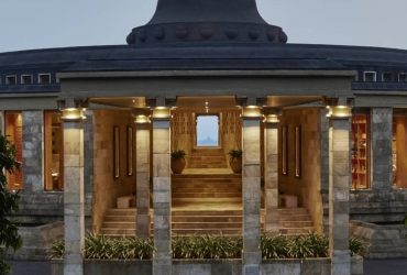 Pariwisata Indonesia, Amanjiwo Resort Mewah Unik Menyerupai Candi