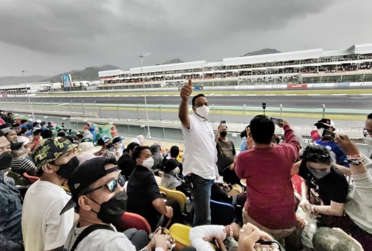 Pariwisata Indonesia, Gubernur DKI Jakarta Anies Baswedan menyaksikan gelaran ajang MotoGP Indonesia 2022