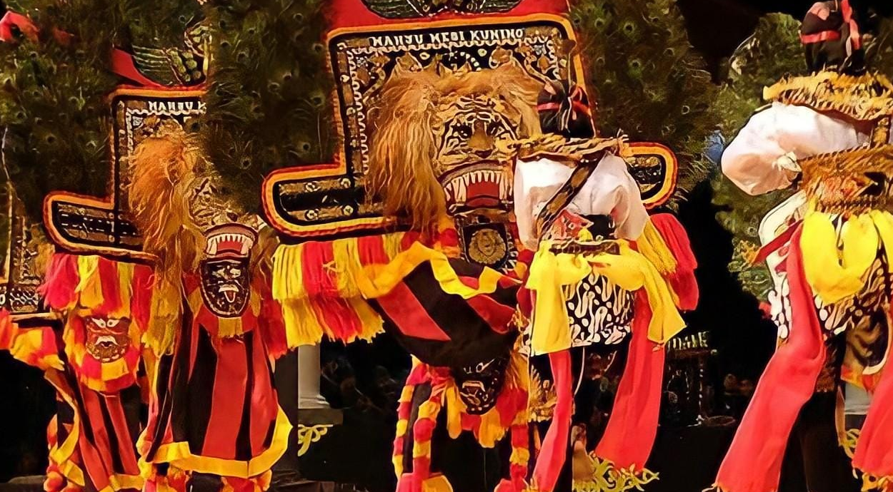 Pariwisata Indonesia, Reog Ponorogo