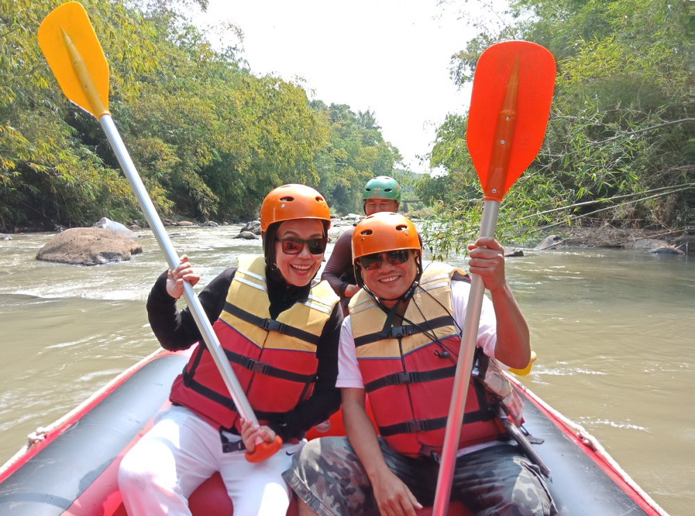 PT Prima Visi Kreasindo,Pariwisata-Indonesia, Berita-Pariwisata-Hari-Ini, Wisata Populer-di-Jawa Barat, Wisata Air di Jawa Barat, Wisata Arung Jeram di Sungai Cicatih,Menteri Pariwisata dan Ekonomi Kreatif/Kepala Badan Pariwisata dan Ekonomi Kreatif, Sandiaga Salahuddin Uno, Wakil Menteri Pariwisata dan Ekonomi Kreatif/Wakil Kepala Badan Pariwisata dan Ekonomi Kreatif Angela Tanoesoedibjo, Sekretaris Kementerian Pariwisata dan Ekonomi Kreatif/Sekretaris Utama Badan Pariwisata dan Ekonomi Kreatif Ni Wayan Giri Adnyani, Media PVK Group, Umi Kalsum Founder dan CEO PVK Group, Arung Jeram Cicatih, Arung Jeram di Sungai Cicatih Andalkan Kekompakan Tim