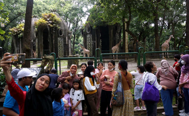 Pariwisata Indonesia, 3 Tempat Wisata Paling Favorit di Jakarta Dibanjiri Wisatawan Saat Libur Lebaran 2022, Image Taman Margasatwa Ragunan