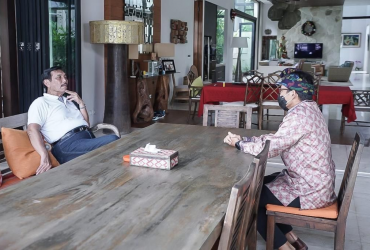 Pariwisata-Indonesia, Berita-Pariwisata-Indonesia, Artikel Pariwisata-Indonesia, Media-PVK-Group, PT-Prima-Visi-Kreasindo, Kementerian Pariwisata dan Ekonomi Kreatif-Badan Pariwisata dan Ekonomi Kreatif Republik Indonesia, Menteri Pariwisata dan Ekonomi Kreatif/Kepala Badan Pariwisata dan Ekonomi Kreatif Republik Indonesia Sandiaga Salahuddin Uno, Menteri Koordinator Bidang Kemaritiman Republik Indonesia Luhut Binsar Pandjaitan, Sandiaga Uno dan Luhut Rembukan Bahas Pariwisata Indonesia Sampaikan Soal Ini, Pertemuan Sandiaga Uno dan Luhut Binsar Pandjaitan Bahas Soal Ini, Target utama program Kementerian Pariwisata dan Ekonomi Kreatif/Badan Pariwisata dan Ekonomi Kreatif Republik Indonesia di tahun 2021 adalah pembangunan dan pengembangan 5 Destinasi Super Prioritas, Sandiaga Uno membocorkan destinasi wisata di Danau Toba dalam waktu dekat akan dikunjungi Menteri Luar Negeri dari China, Big Data Ekonomi Kreatif, Sandiaga Salahuddin Uno Lakukan Kunjungan Kerja Pertama dan Bali Paling Prioritas, UMI KALSUM FOUNDER PVK GRUP DAN MEDIA PVK GRUP, Media PVK Group