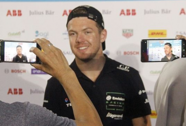 Pariwisata Indonesia, Presiden Joko Widodo, Berita Pariwisata Hari Ini, Perkembangan Pariwisata 2022, Artikel Pariwisata Indonesia, Formula E Jakarta 2022,Jakarta International E-Prix Circuit,Media Center Jakarta International E-Prix Circuit,Ketua Panitia Pelaksana Formula E Jakarta Ahmad Sahroni,Wakil Gubernur DKI Jakarta Ahmad Riza Patria, Jakarta International E-Prix Circuit, Gubernur DKI Jakarta Anies Baswedan, Media PVK Group, PT Prima Visi Kreasindo, Berita Pariwisata Indonesia Hari INi, Kondisi Pariwisata Indonesia 2022, Kabar Pariwisata Indonesia Terbaru, Presiden Jokowi Dijadwalkan Hadiri Formula E Besok, Komentar Penonton Lihat Shakedown Mobil Formula E 2022, Antusiasme Penonton saat Shakedown Mobil Formula E 2022,Di Balik Helm Balap Formula E