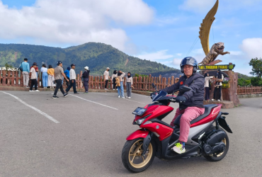 Pariwisata Indonesia, Ruslan-Kaban-Direktur-Operasional-TWA-Gunung-Tangkuban-Parahu