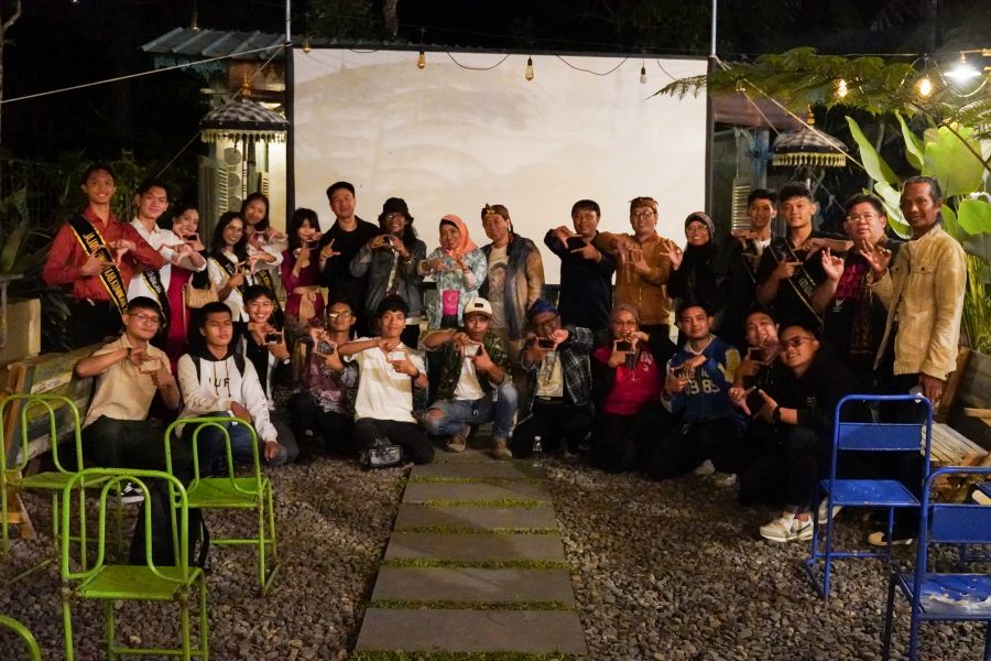 Kuningan Movie Night ‘Menyibak Kabut Industri Sinema Pinggiran’