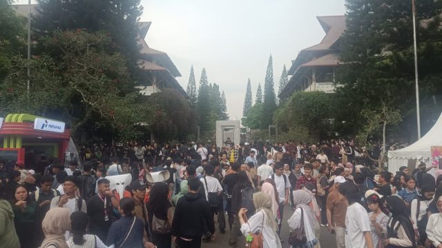 11 Tahun Tiarap, Pasar Seni ITB Hadir Kembali