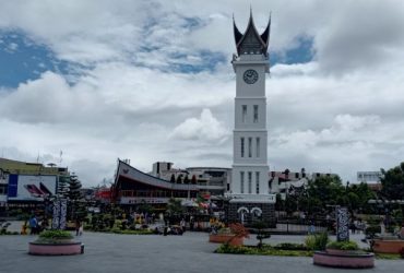 Jam Gadang, Sejarah & Landmark Bukittinggi