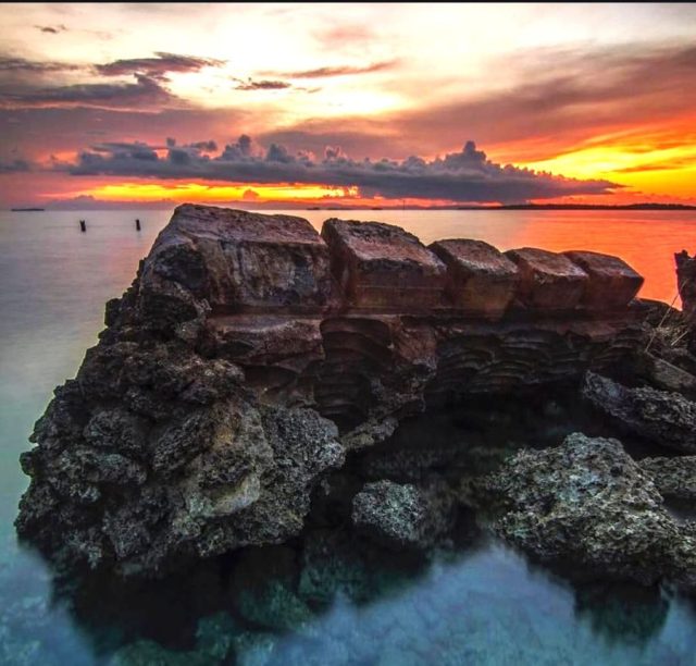 Sensasi Menggelitik Pulau Morotai