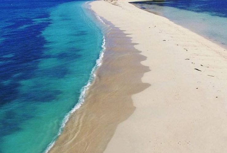 Sensasi Menggelitik Pulau Morotai