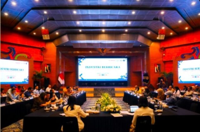 Dialog antara Kalangan Industri dengan Menteri Pariwisata Samakan Persepsi Guna Majukan Pariwisata Nasional