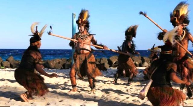 Tari Wutukala, Ungkapan Rasa Syukur dan Inovasi Berburu Ikan Suku Moi