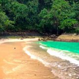 Sensasi Menikmati Keindahan Alam Teluk Hantu