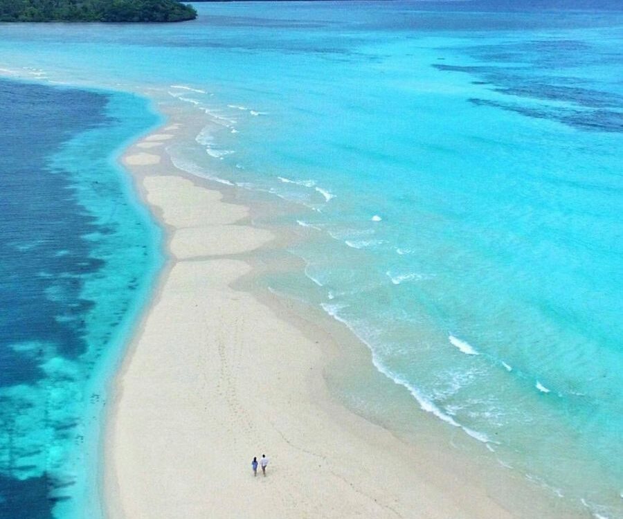 Pantai Ngurtavur, Pengalaman Wisata Pantai yang Tak Terlupakan