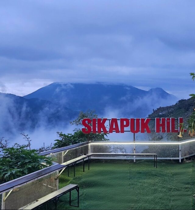 Berburu Spot Sunrise Dieng