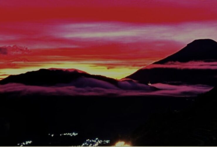 Berburu Spot Sunrise Dieng