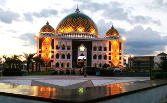 Landmark Kota Cantik, Palangka Raya yang Wajib Disatroni