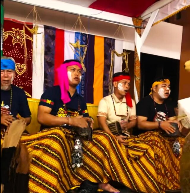 Kearifan Lokal Masyarakat Dayak Ngaju