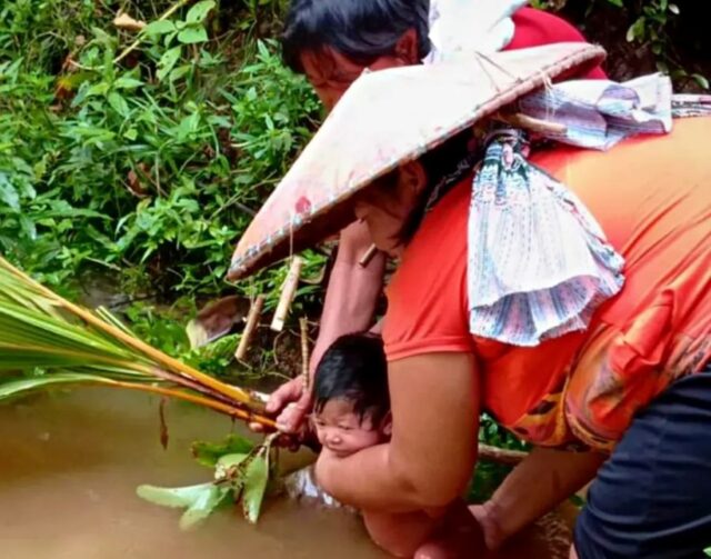 Kearifan Lokal Masyarakat Dayak Ngaju