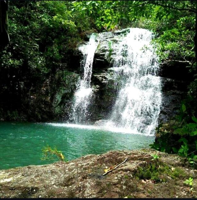 Cunca Liang Langgo, Air Terjun & Goa yang Menakjubkan
