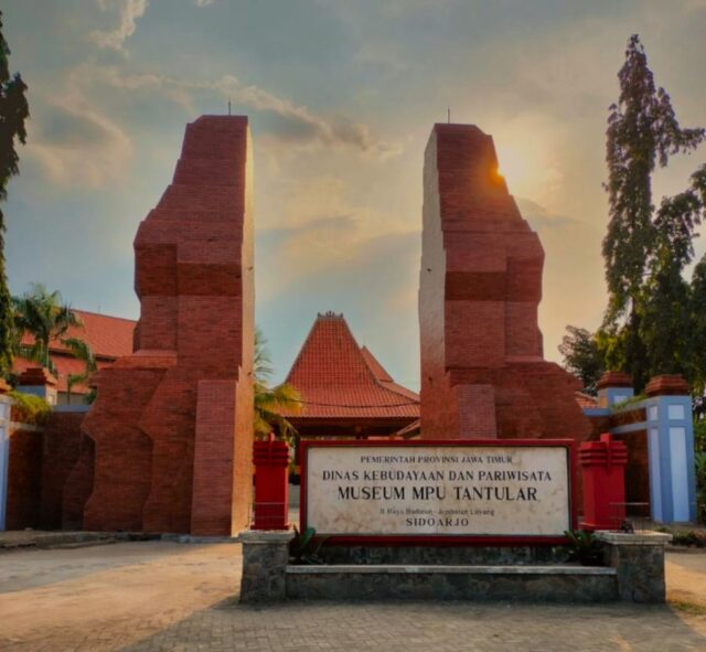 Menjelajah Jejak Sejarah dan Budaya Jawa Timur melalui Museum Mpu Tantular